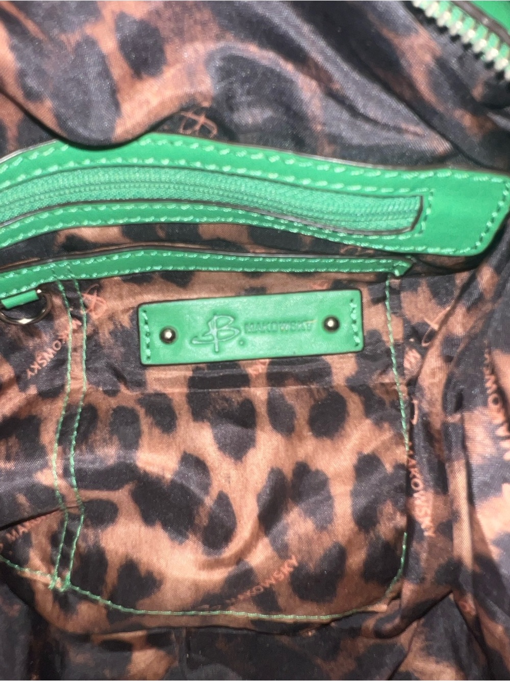 B makowsky shoulder bag in green - Picture 7 of 12